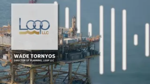 Crews cleaning up oil leak in the Gulf