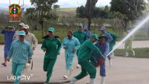 ຝຶກອົບ ວິທີສະກັດກັ້ນ ແລະ ຕ້ານອັກຄີໄພຂັ້ນພື້ນຖານ ໃຫ້ພະນັກງານບໍລິສັດພັດທະນາກະສິກຳ ລາວ - ຍີ່ປຸ່ນ