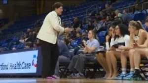 Mother-daughter coaching duo leading Quinnipiac women’s basketball into MAAC tournament