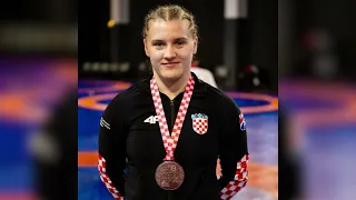 Veronika Vilk nakon osvajanja srebrne medalje na Europskom U20 prvenstvu