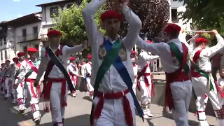 KLIP - ETB Zuzenekoak: LESAKAko Zubigaineko dantza -  2026-07-07 #sanfermin