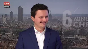 "On a perdu six ans" : Bastien Joint critique la stratégie transports de Bruno Bernard