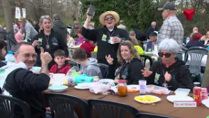 La comunitat andalusa celebra a Els Bellots el Dia de la Convivència