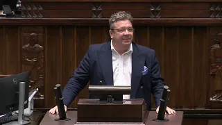 Wójcik: Poles are going 50 million zlotys into debt EVERY HOUR!