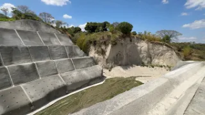 Entrega de obras de mitigación en Soyapango