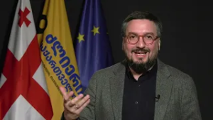 "ეს არის თავიდან ბოლომდე მოსკოვში დაწერილი იდიოტიზმი, რომელსაც სალაფავად აჭმევენ ქართველ ხალხს"