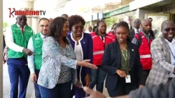 KAMEME_101026_PKG_7PM_GOVT HOTEL MEETINGS BAN-PERIS