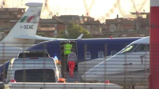 Di Battista è rientrato in Italia: l'aeroambulanza da Cuba atterra a Ciampino