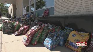 KELOLAND's pet food drive off to strong start
