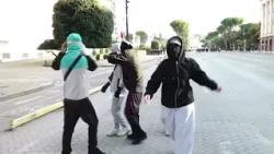 Protesta estudentëve, protestuesit vendosen para Kryeministrisë