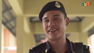 [CLIP] Ops Cinta Din Sardin: Ep 11 - Din Ni Nak Siapa Sebenarnya Che Ta Ke Su | Tonton