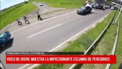 Video de drone muestra la impresionante columna de la Peregrinación de los Pueblos