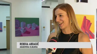 REBEKA ABDAGIĆ PREDSTAVILA IZLOŽBU „OBOJENA REVOLUCIJA ILI KAKO NASLIKATI SPOMENIK“