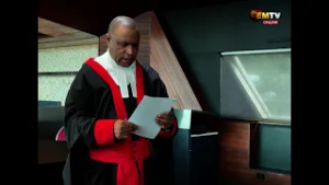 Совет по вопросам разнообразия, равенства и инклюзивности приведен к присяге.