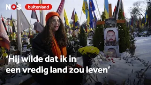 Begraafplaats Lviv overvol na vier jaar oorlog