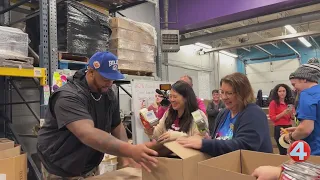 Buffalo Bills' Dion Dawkins helps address hunger in WNY
