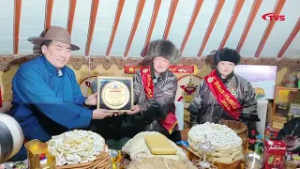 АЙМГИЙН ХОШОЙ АВАРГА 9 ЖИЛИЙН ДАРАА УЛСЫН АВАРГА МАЛЧИН БОЛЛОО