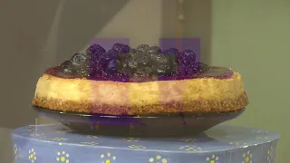MIXED BERRY CHEESECAKE WITH MARTINA PELLAT