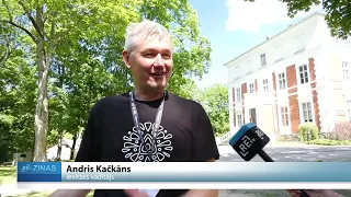 Bebrene kļūst par pasaules latviešu satikšanās vietu