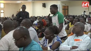 UJKZ : le ministre THIOMBIANO  échange avec les étudiants sur leurs préoccupations