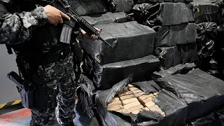 Ecuador police seize 370kg of cocaine near Colombian border