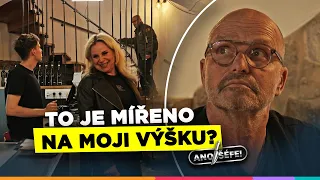 Ano, šéfe! (2026) – Běžte nahoru, tam jsou nízký stoly... 😂 Nový díl už 1. října na Primě 🧡