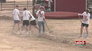 Central and Stevens seniors give back to the community