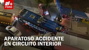 Vehículo impactó una pipa y un trolebús en el Circuito Interior, CDMX