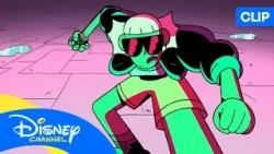 DOOMIES: Una chica misteriosa salva el día 😎 | @disneychannelES