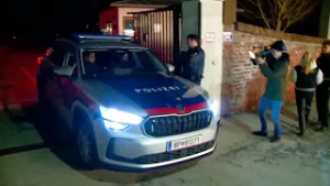 Frau auf Friedhof getötet: 14-Jährige festgenommen