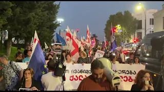 არ შეიძლება გავჩერდეთ! - უწყვეტი პროტეტი და ტრადიციული შაბათის მარში
