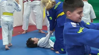 AT THE FIRST TOUCH: PROMISES - BITÁCORA FERROL JUDO - 04/15/2024