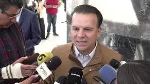 Esteban busca adelantar pago de aguinaldos; podría ser el 17 de diciembre