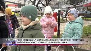 03  PRICHINDEII DE LA GRĂDINIȚA „TUDOR”, VESTITORII PRIMĂVERII  AU ÎMPĂRȚIT MĂRȚIȘOARE ȘI ZÂMBETE ÎN