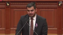 Top Channel/ “Nuk duhet të kemi frik nga ndryshimi” Mile në parlament: Votojeni këtë reformë