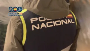 Cae un clan familiar por 13 cultivos de marihuana en un bloque entero de pisos de Villaverde