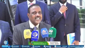 Xildhibaan Xaadoole "Dastuurkaas la dhamaystiray wax aan ahayn cid noo keeni karto majirto."