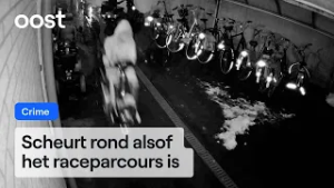 Inbreker jat sleutelbos van scootmobiel terwijl vrouw (86) slaapt | RTV Oost