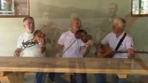 Š.Mujić, M.Žugić & S.Velagić - Pjesma Šadićima - (Official video)