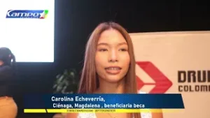 DRUMMOND entrega becas a Magdalenenses