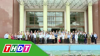Farewell Ceremony for Meritorious Individuals Visiting President Ho Chi Minh's Mausoleum | THDT