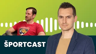 Športcast: Karty mu podpisujú svetoví hokejisti. Má jedinú na svete. Na podpis čaká aj celý deň