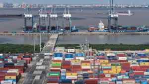 الموسم السياسي السنوي في الصين يوفر نظرة على كيفية تحديد بكين للأولويات