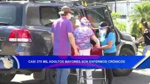 Casi 370 mil adultos mayores son enfermos crónicos