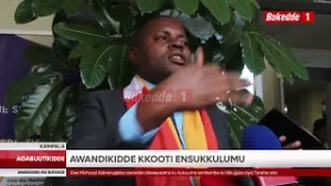 Agabuutikidde Kasibante awandiikidde kkooti ensukkulumu aggyeyo omusango gweyawaabira Pulezidenti