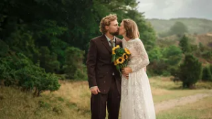 Regn, panik og brudevals