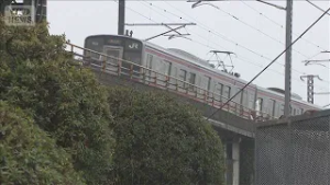 線路上で作業中に…　快速列車に男性はねられ死亡　香川・坂出市(2026年3月3日)