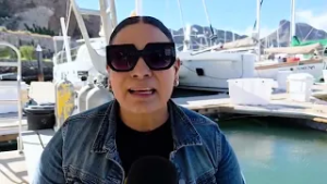 A pesar de que le decían que bucear no era para mujeres, Feliza Ríos se certificó en 1997.