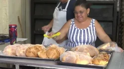 Baking family keeps their tradition alive for ten years