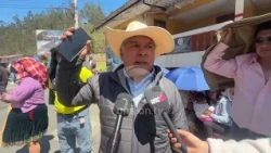 Protest demanding the removal of the Zhucay toll booth